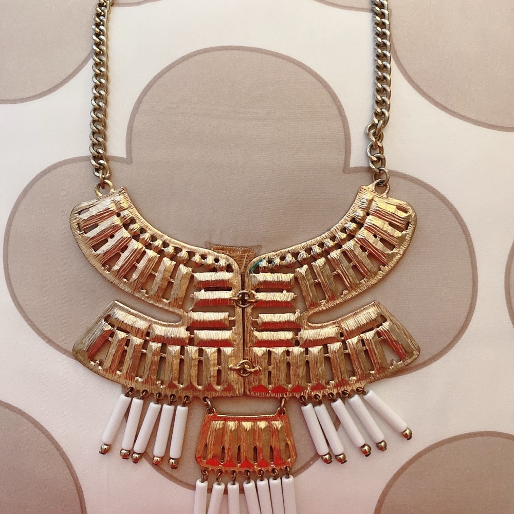 Statement Necklace - Picture 4 of 5